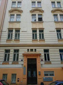 Pragues Rainbow Hotel Praga